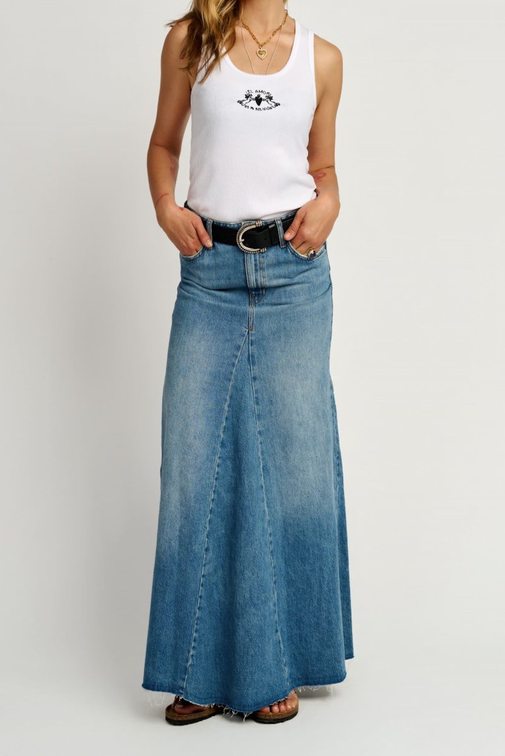 camiseta tirantes religion bordada 2