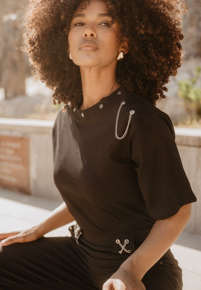 Camiseta Cadena Negra Animosa Nodrama